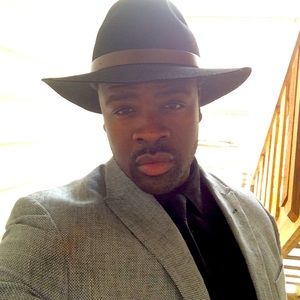 Meet your Posher, Joshua